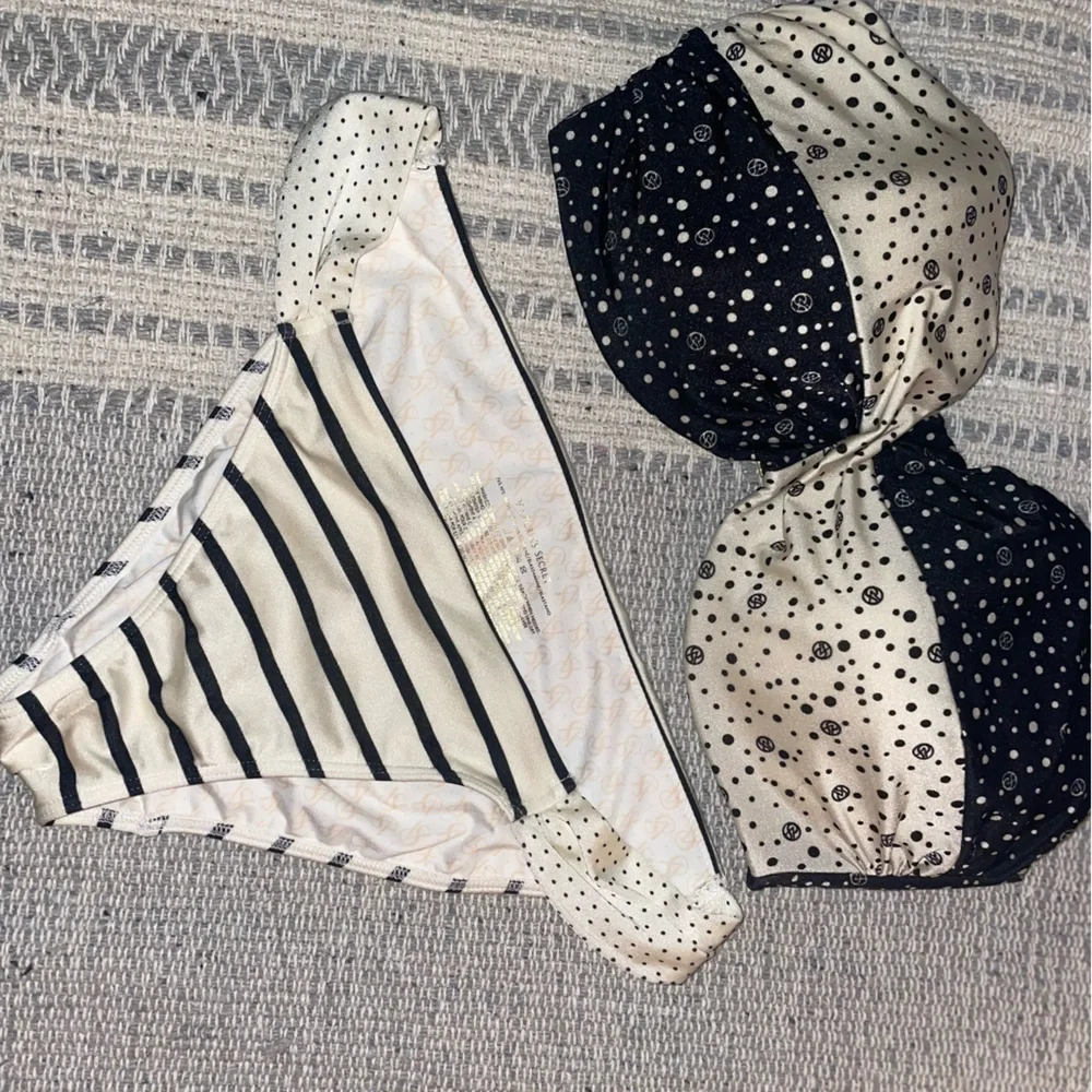 Victoria Secret Swimwear - Picture 1 of 5